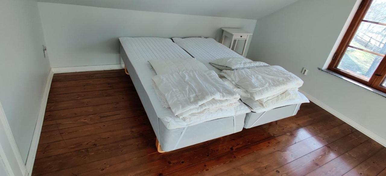 Beautiful Apartment Close To Lake Maelaren Sodertalje Bagian luar foto